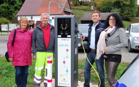 E-Ladesäule Sulzbach-Laufen Einweihung neue Ladesäule.