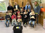 Kinder gewinnen Kiste voller Energie